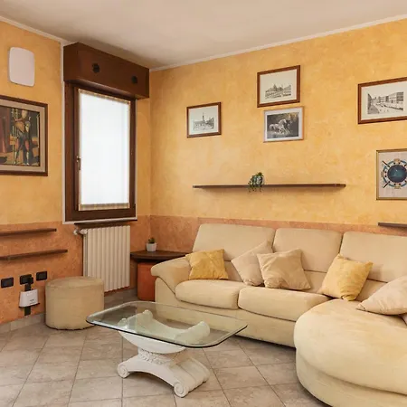 Ganden In With Free Parking Apartamento *